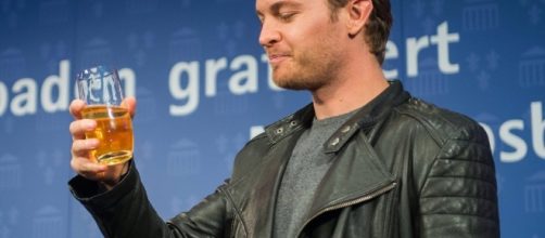 Nico Rosberg quits: F1 in shock after newly crowned world champion ... - thesun.co.uk