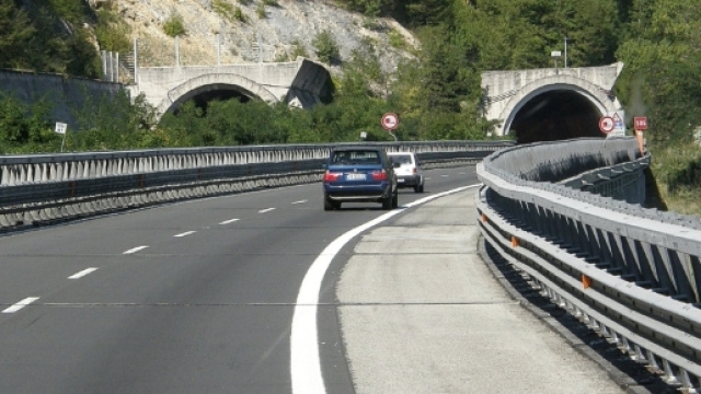 Autostrade Italia: il business da 800 mila euro al mese.
