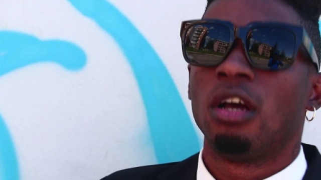 Bello Figo Gu attaccato da Alessandra Mussolini