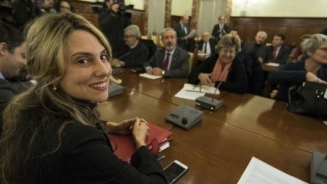 Contratto statali: i soldi promessi dalla Madia ancora non ci sono