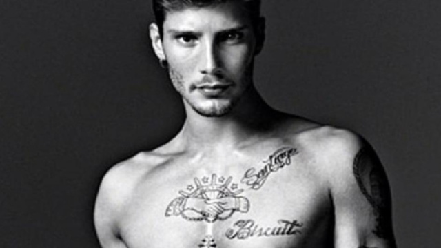 Stefano De Martino ritratto in fotografia