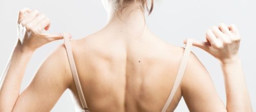 A lingerie errada faz parte dos erros que toda mulher precisa conhecer e evitar