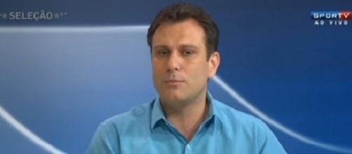 Andr&eacute; Loffredo, comentarista do SporTV, durante o 'Sele&ccedil;&atilde;o'