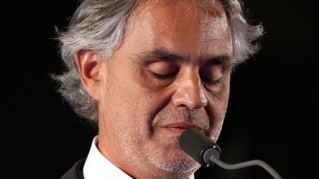 Andrea Bocelli non canter&agrave; per Donald Trump