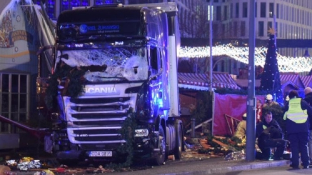 Camion a Berlino ai Mercatini: Attentato rivendicato dall'ISIS - laprovinciadelsulcis.com