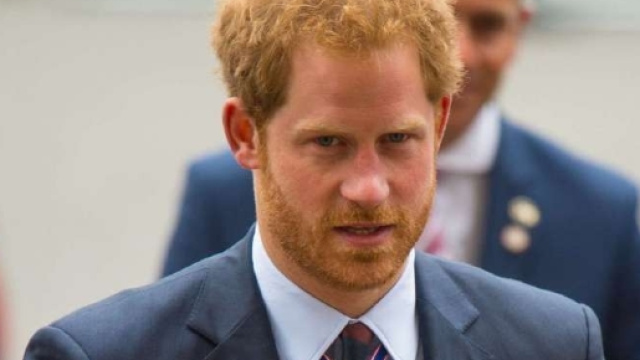 Principe Harry parla della madre Lady Diana: Voglio colmare il suo ... - pourfemme.it