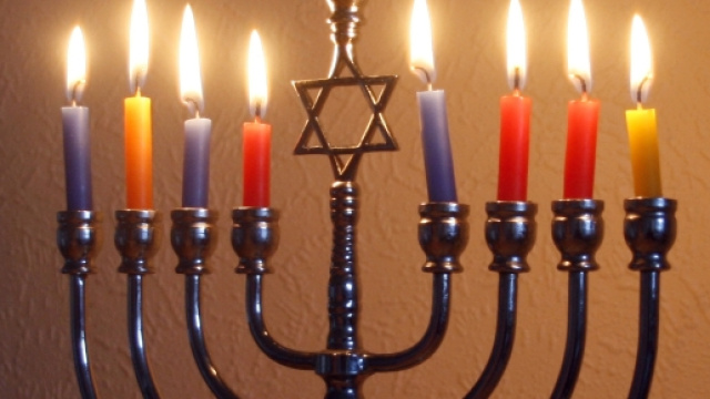 Hanuka-Menorah-by-Gil-Dekel-2014.jpg