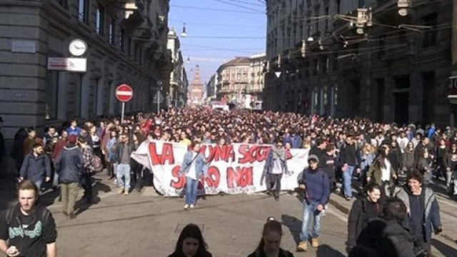 Milano: Corteo studenti del 12 marzo 2015 - milanotoday.it