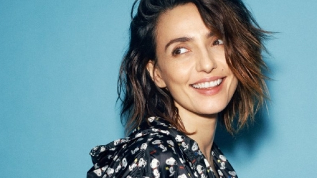 Ambra Angiolini, testimonial di Aniye By per la campagna primavera ... - vanityfair.it