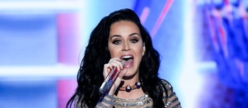 Katy Perry Performs at DNC in Support of Hillary Clinton - people.com