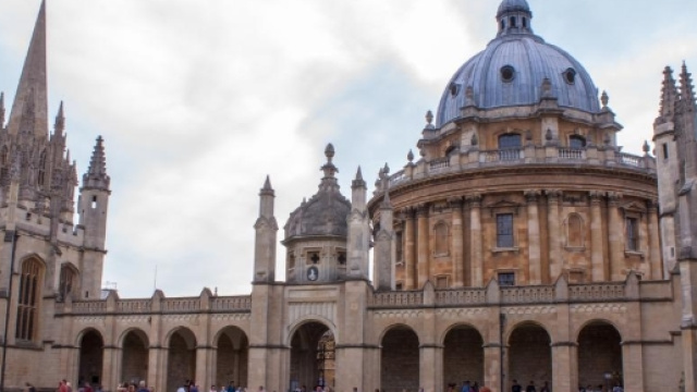 Programs>Brochure>Office of International Education - studioabroad.com