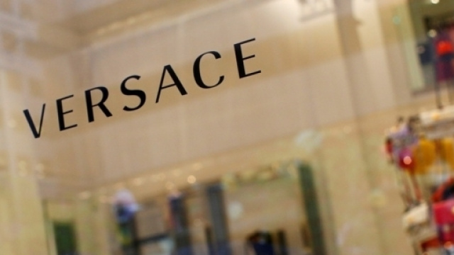 Italy's Versace Sells 20% Stake to Blackstone - ibtimes.co.uk