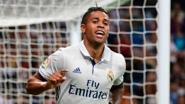 Mariano D&iacute;az puede jugar con la Selecci&oacute;n espa&ntilde;ola - Madrid ... - madrid-barcelona.com