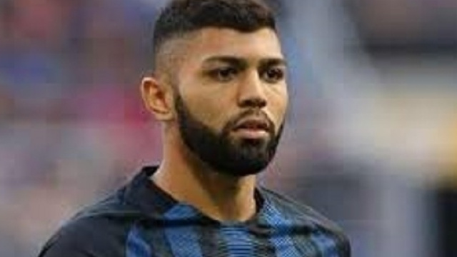 Duro attacco dell' agente di Gabigol
