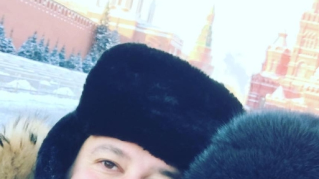 Matteo Salvini ed Elisa Isoardi innamorati in Piazza Rossa