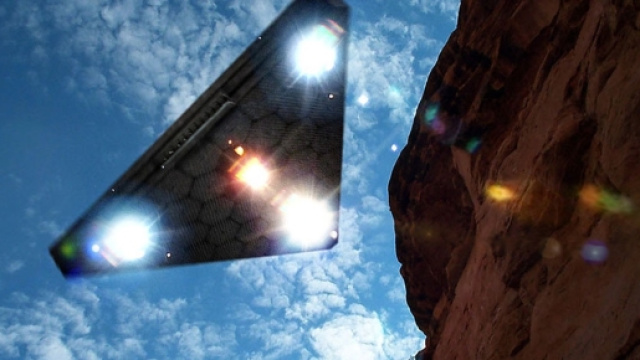 Triangle UFO caught on video over Dulce, New Mexico &raquo; The Event ... - theeventchronicle.com