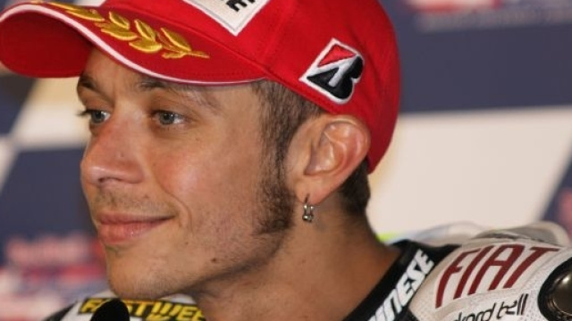 Valentino Rossi passa alla Formula Uno.