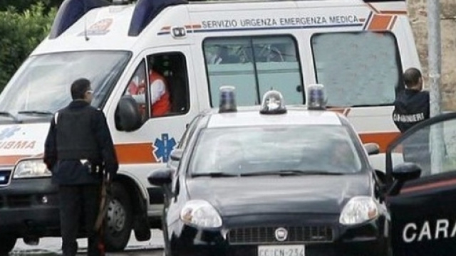 Calabria: 22enne viene accoltellato