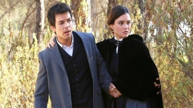 Pablo e Leonor costretti a fuggire