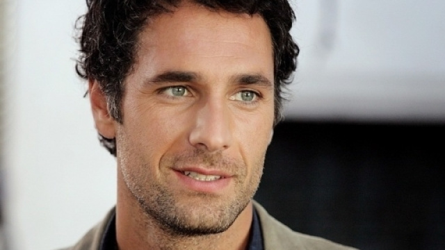 Raoul Bova &egrave; triste per il divorzio da Chiara Giordano