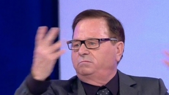 Francesco Turco va a convivere.