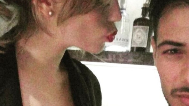 Lo scatto incriminato che ritrae Alessia ed Aldo di nuovo inseme