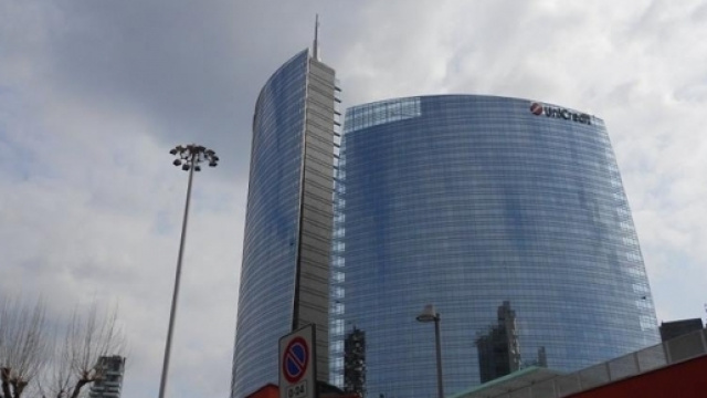 In piazza Gae Aulenti &egrave; gi&agrave; Natale