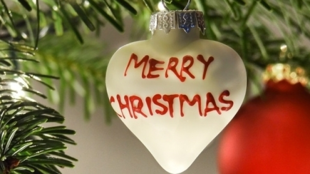 Natale: a Bologna mercatini gi&agrave; affollati, apre anche il Villaggio ... - meteoweb.eu