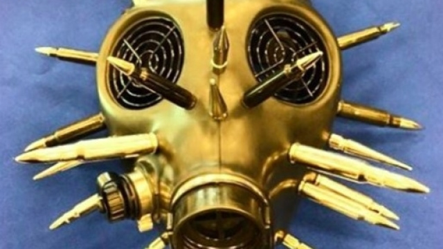 Strani oggetti che spuntano dai bagagli a mano - TSA