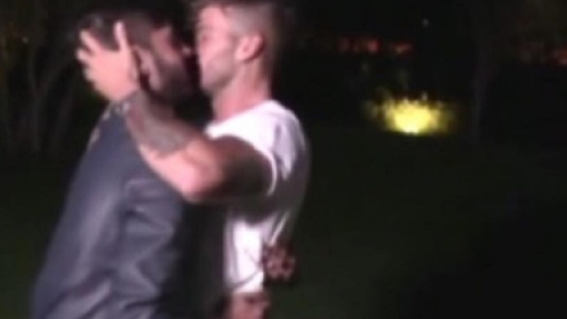 Gossip UeD News Claudio Sona e Mario Serpa paparazzati insieme - gentevip.it