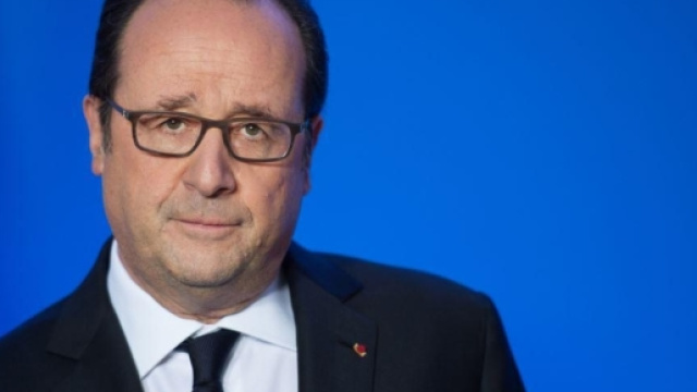 M.Le Pr&eacute;sident de la R&eacute;publique Fran&ccedil;aise Fran&ccedil;ois Hollande