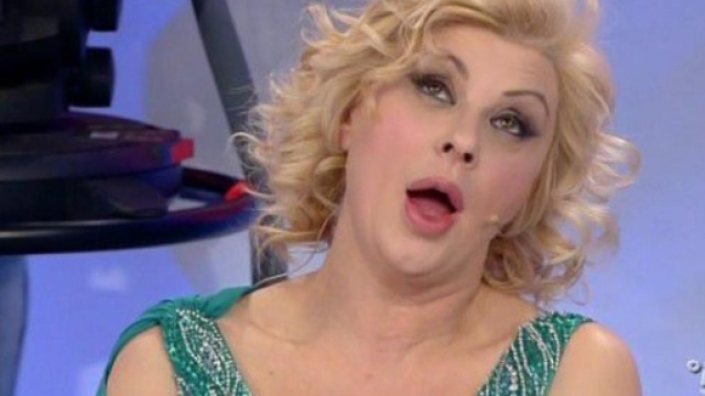 Tina Cipollari sar&agrave; una concorrente dell'Isola dei Famosi 2017? - melty.it