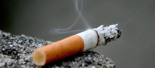 A nicotina presente no cigarro pode viciar