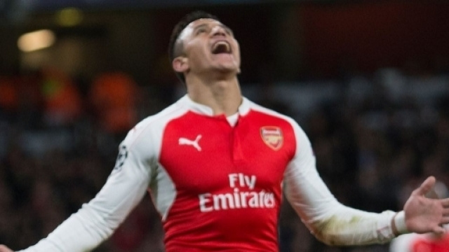 Alexis Sanchez plans celebratory tattoo if Arsenal win the league ... - mirror.co.uk