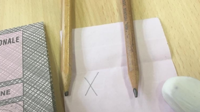 Il complotto delle matite copiative cancellabili - neXt Quotidiano - nextquotidiano.it