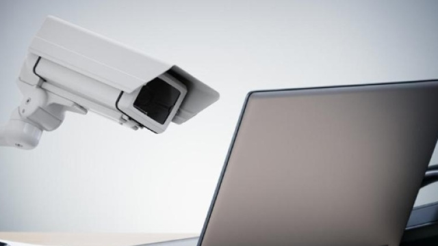 Sorveglianza dei social media polizia