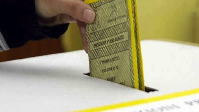 Tessera elettorale: Se completa di timbri meglio rifarla prima del ... - ravennawebtv.it