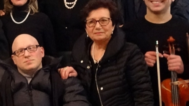 Eriberto durante il concerto di dicembre.