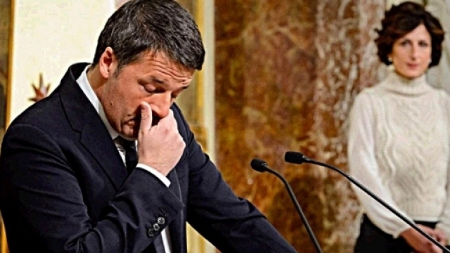 L'immagine simbolo del discorso delle dimissioni di Renzi