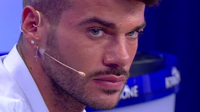 La scelta di Claudio Sona in tv