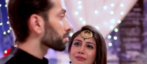 Anika and Shivaay Ishqbaaz (Youtube screen grab)