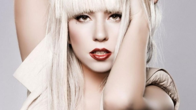 Lady GaGa violentata a 19 anni
