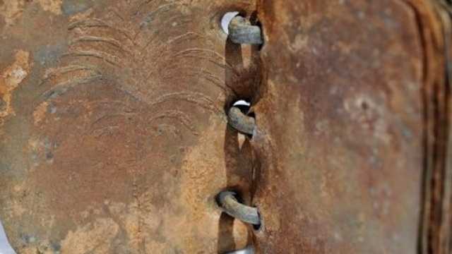 Tavole che parlano di un Dio al femminile - youtube