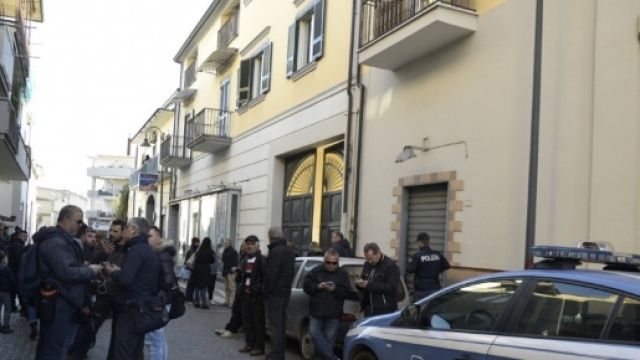 Tragedia della follia a Frattaminore, tre morti - Repubblica.it - repubblica.it