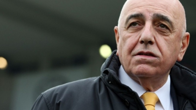 Galliani Milan: l'a.d. rossonero chiede a Fassone di restare nella ... - superscommesse.it