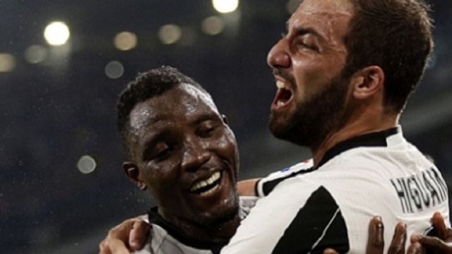 Higuain trascina i bianco-neri in vetta al girone!