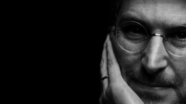 Parigi vuole intitolare una via a Steve Jobs