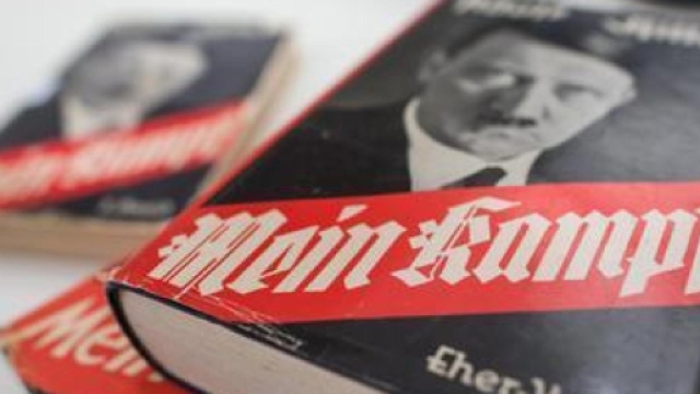 Mein Kampf libro apprezzato dagli studenti italiani