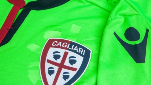 Una delle maglie del Cagliari Calcio