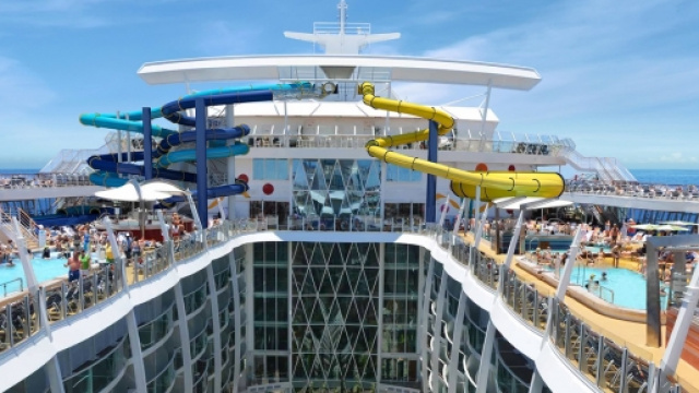 Harmony of the seas in partenza da Civitavecchia